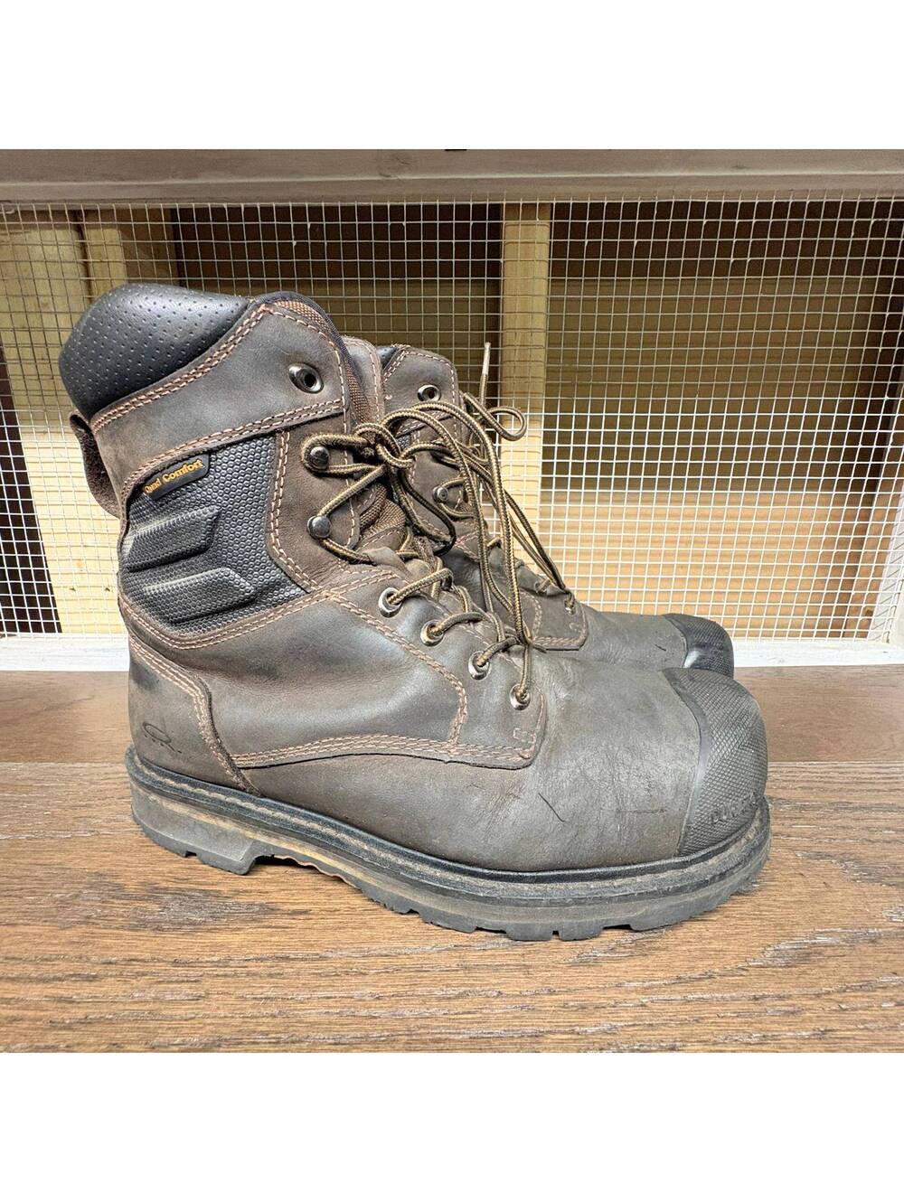 Dakota Men's Work Boots Size 11W with T-Max Insulation